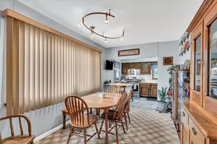 202 E Sherman St, Saint John, IL 61873 - Photo 8