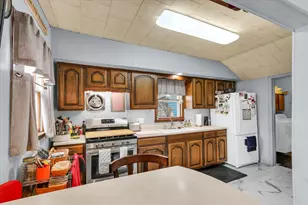 202 E Sherman St, Saint John, IL 61873 - Photo 10