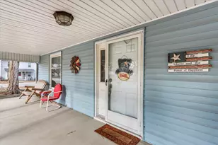 202 E Sherman St, Saint John, IL 61873 - Photo 4