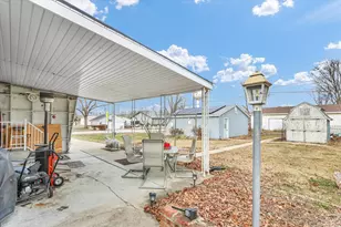 202 E Sherman St, Saint John, IL 61873 - Photo 22