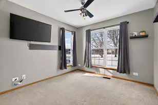 2167 Rossiter Pkwy, Plainfield, IL 60586 - Photo 18