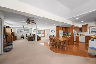 1610 N Chestnut Ave, Arlington Heights, IL 60004 - Photo 8