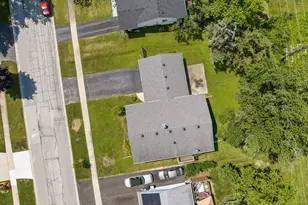 6308 MacArthur Dr, Woodridge, IL 60517 - Photo 34