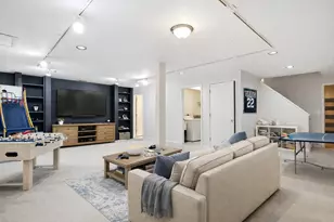 3300 Country Ln, Waukegan, IL 60087 - Photo 8