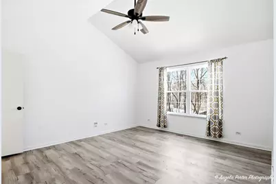 3300 Country Lane, Waukegan, IL 60087 - Photo 28