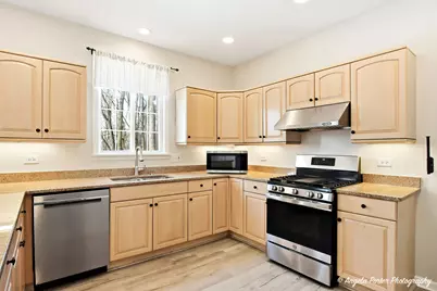 3300 Country Lane, Waukegan, IL 60087 - Photo 10