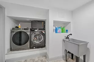 4728 N Kennicott Ave, Chicago, IL 60630 - Photo 12