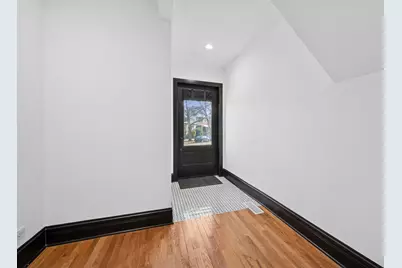 4728 N Kennicott Avenue, Chicago, IL 60630 - Photo 6
