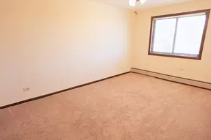 15741 Thomas Ln, Oak Forest, IL 60452 - Photo 6