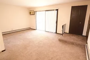 15741 Thomas Ln, Oak Forest, IL 60452 - Photo 2