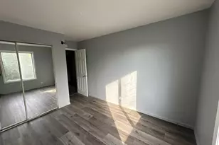 1612 Islandview Ct, Hoffman Estates, IL 60169 - Photo 2