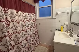 2526 W Gunnison St, Chicago, IL 60625 - Photo 4