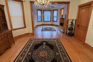 2526 W Gunnison St, Chicago, IL 60625 - Photo 8