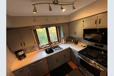 10278 Southwest Highway #2C, Chicago Ridge, IL 60415 - Photo 16