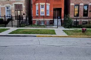 3732 S Calumet Ave, Chicago, IL 60653 - Photo 16