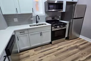 3732 S Calumet Ave, Chicago, IL 60653 - Photo 6