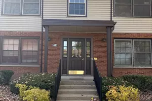 235 Washington Square, Elk Grove Village, IL 60007 - Photo 1