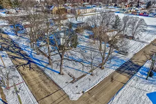 415 N Sycamore St, Somonauk, IL 60552 - Photo 18