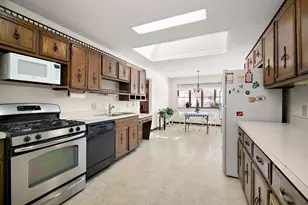 401 S Walnut St, Manteno, IL 60950 - Photo 6