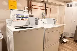 3325 N Ridgeway Ave, Chicago, IL 60618 - Photo 8