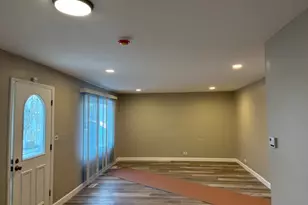 17620 Winston Dr, Country Club Hills, IL 60478 - Photo 4