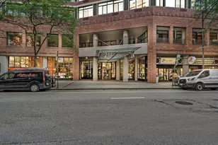 211 E Ohio St, Chicago, IL 60611 - Photo 30