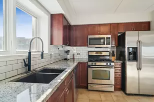 390 S Western Ave, Des Plaines, IL 60016 - Photo 6