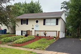 2422 222nd St, Sauk Village, IL 60411 - Photo 2