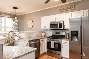 9230 W Arquilla Dr, Mokena, IL 60448 - Photo 10