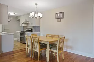 840 Wellington Ave, Elk Grove Village, IL 60007 - Photo 8