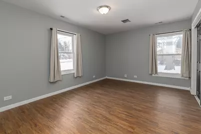 39285 N Garnett Avenue, Beach Park, IL 60099 - Photo 16