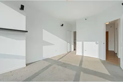 757 N Orleans Street #1511, Chicago, IL 60654 - Photo 18