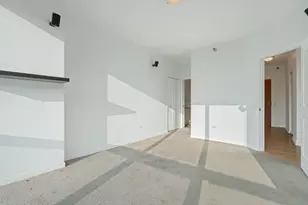 757 N Orleans St, Chicago, IL 60654 - Photo 18