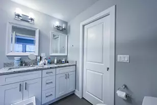 1750 W Summerdale Ave, Chicago, IL 60640 - Photo 8