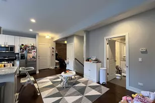 1750 W Summerdale Ave, Chicago, IL 60640 - Photo 4