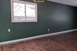 117 Liverpool Dr, Poplar Grove, IL 61065 - Photo 4