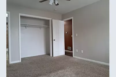 117 Liverpool Drive, Poplar Grove, IL 61065 - Photo 8