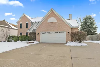 2051 Carlisle Street, Algonquin, IL 60102 - Photo 2