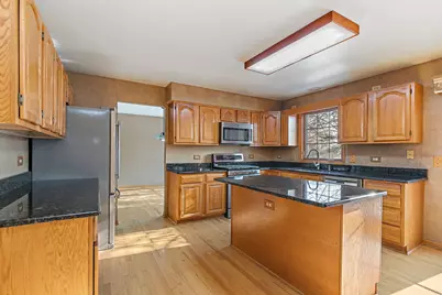 2051 Carlisle Street, Algonquin, IL 60102 - Photo 8