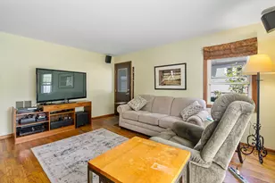 305 Schwab St, Thornton, IL 60476 - Photo 10