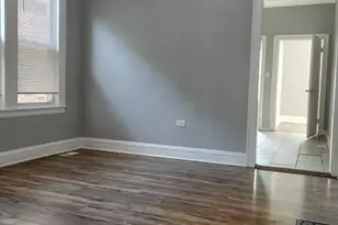 705 E 92nd St, Chicago, IL 60619 - Photo 8