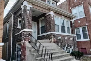705 E 92nd St, Chicago, IL 60619 - Photo 2