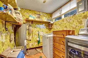 8950 S 85th Ct, Hickory Hills, IL 60457 - Photo 22