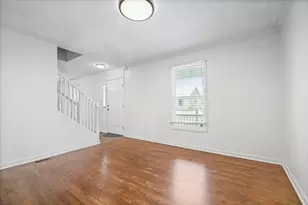 1107 Bull St, Normal, IL 61761 - Photo 20