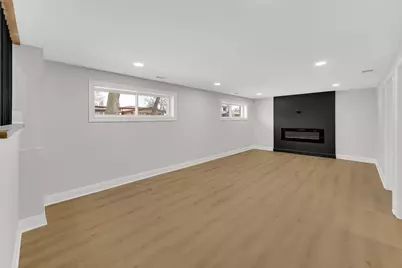 5945 Cleveland Street, Morton Grove, IL 60053 - Photo 8