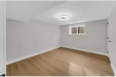 5945 Cleveland Street, Morton Grove, IL 60053 - Photo 10