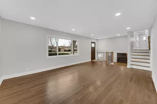 5945 Cleveland St, Morton Grove, IL 60053 - Photo 4