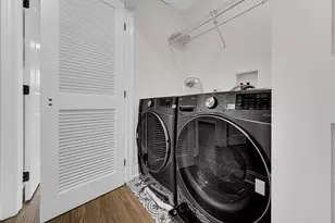 5945 Cleveland St, Morton Grove, IL 60053 - Photo 16