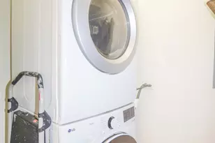 4625 W Lawrence Ave, Chicago, IL 60630 - Photo 10