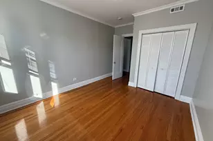 2140 S Clarence Ave, Berwyn, IL 60402 - Photo 8